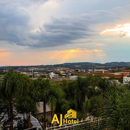 Aj Hotel Chapeco - Facil Acesso Patio Shopping E Rotula Da Bandeira Zewnętrze zdjęcie