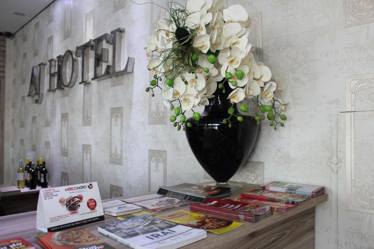 Aj Hotel Chapeco - Facil Acesso Patio Shopping E Rotula Da Bandeira Zewnętrze zdjęcie